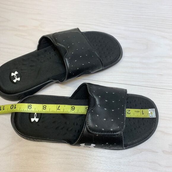 UNDER ARMOUR womens slip on sandals Ignite slides Size 7 Black White - Picture 9 of 9